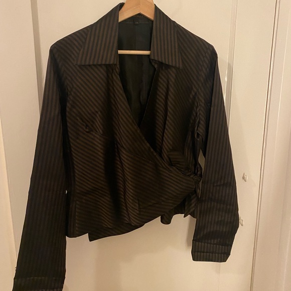Vintage Brian Bailey cross tie collard top. - Picture 2 of 4